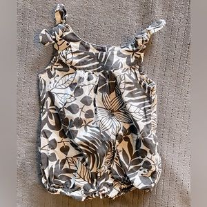 Tea Collection 0-3 months black and white floral romper